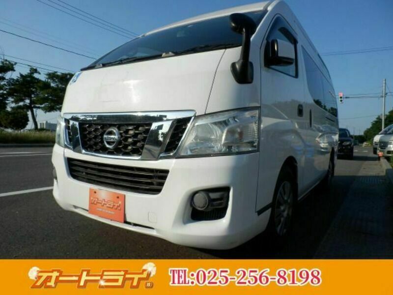 NISSAN　NV350 CARAVAN