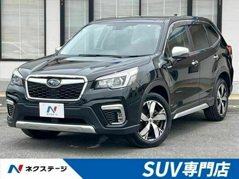 SUBARU　FORESTER