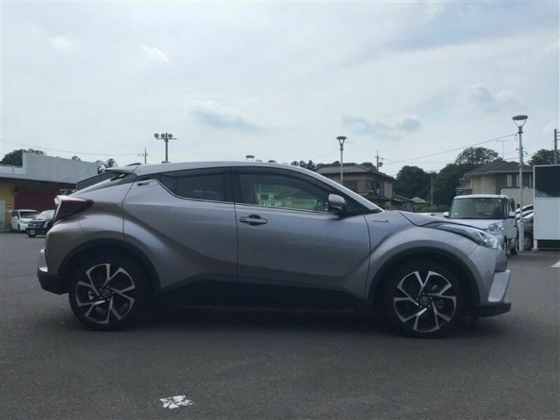 C-HR-7