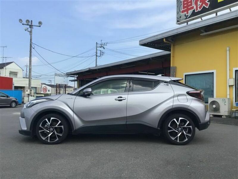 C-HR-8