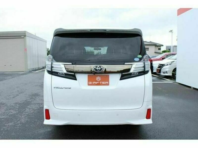 VELLFIRE-7