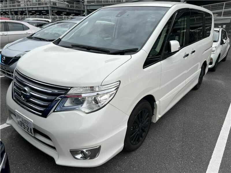 NISSAN　SERENA