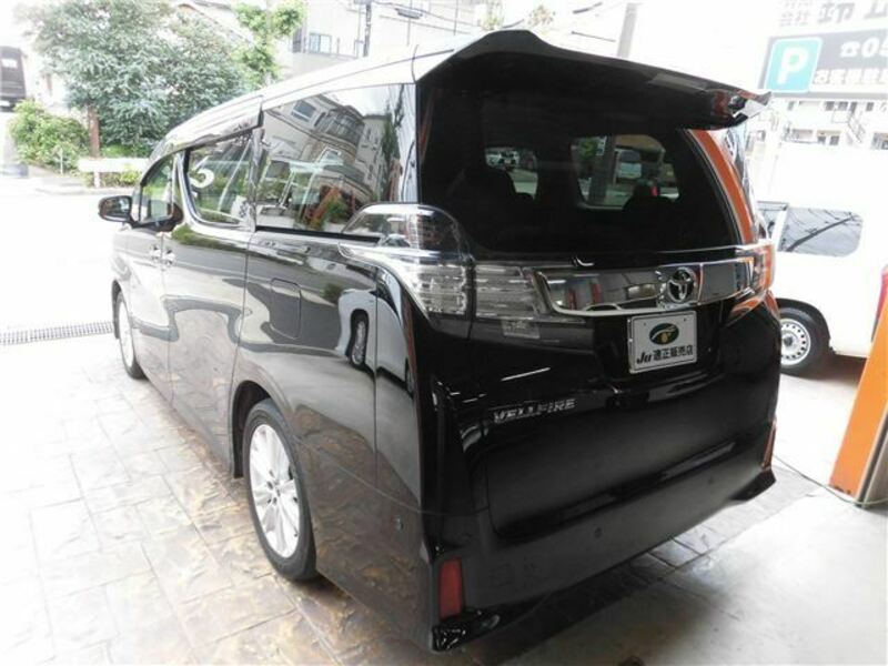 VELLFIRE-3