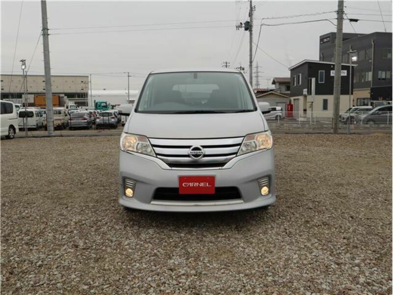 NISSAN　SERENA