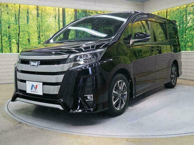 Used 2017 TOYOTA NOAH ZRR80W | SBI Motor Japan