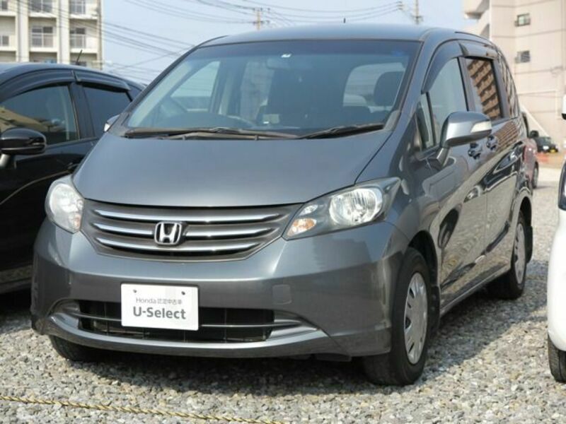 HONDA　FREED