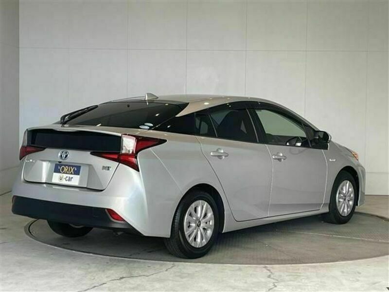 PRIUS-1