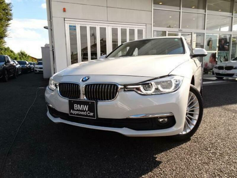 Used 17 Bmw 3 Series 8c Sbi Motor Japan