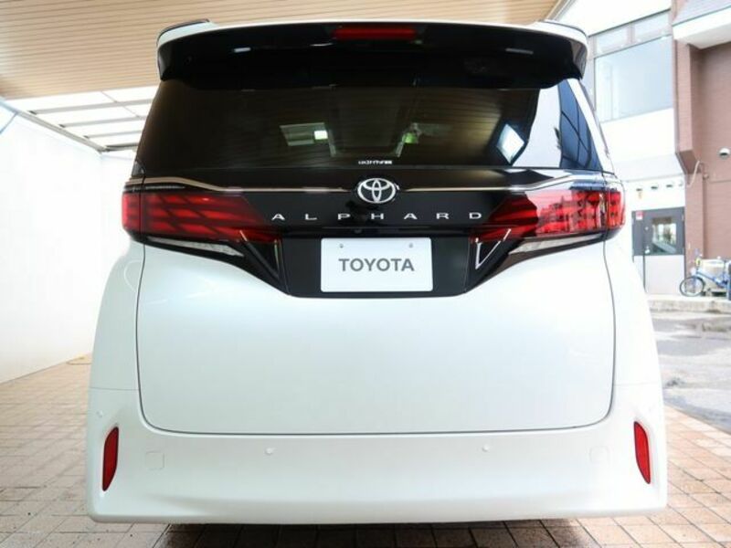 ALPHARD-10