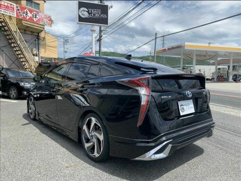 PRIUS-6