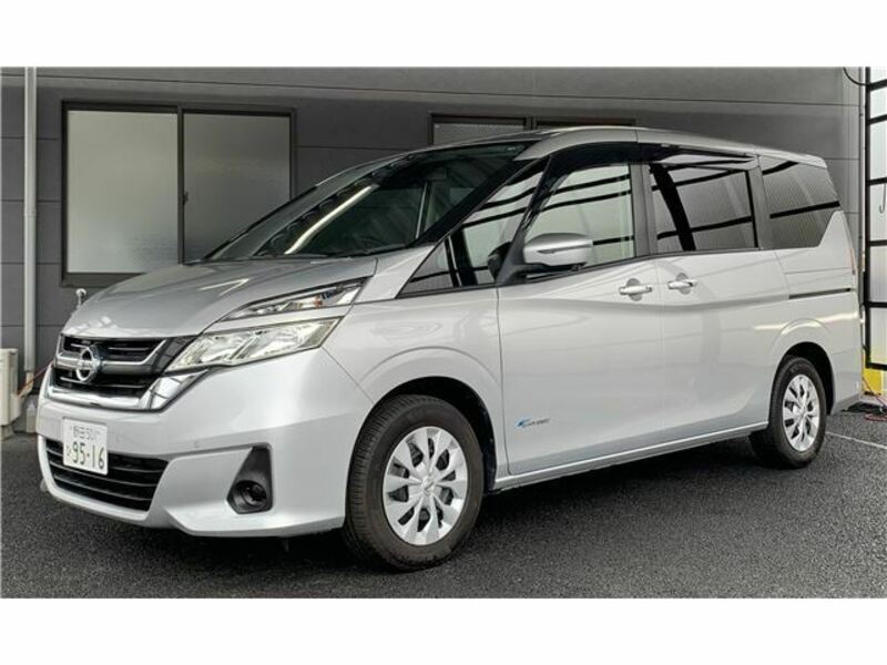 NISSAN　SERENA