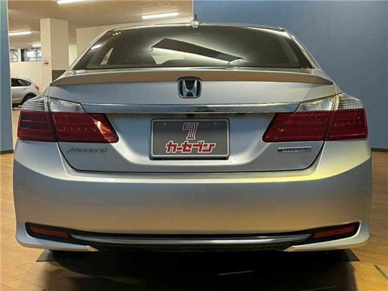 ACCORD HYBRID-8