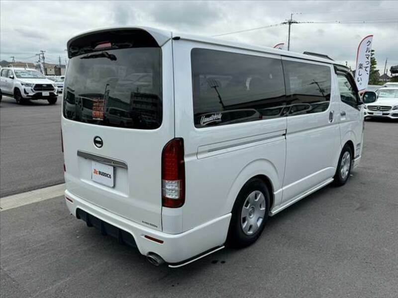 HIACE VAN-13