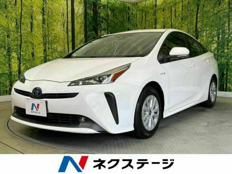 TOYOTA　PRIUS