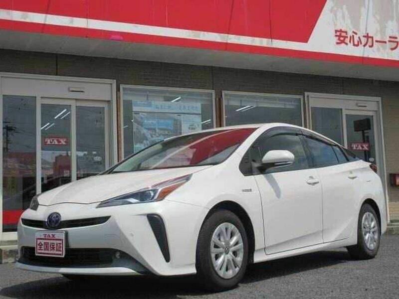 TOYOTA　PRIUS