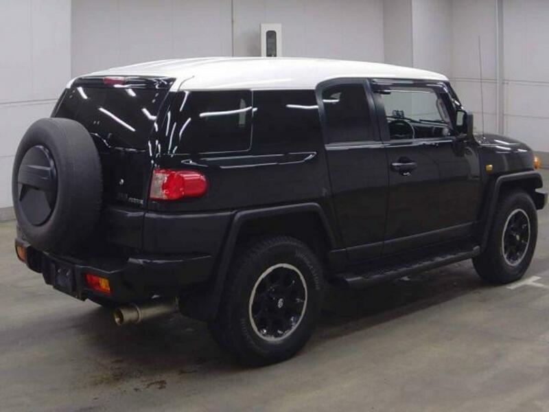 FJ CRUISER-3