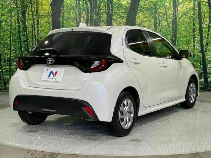 YARIS-17