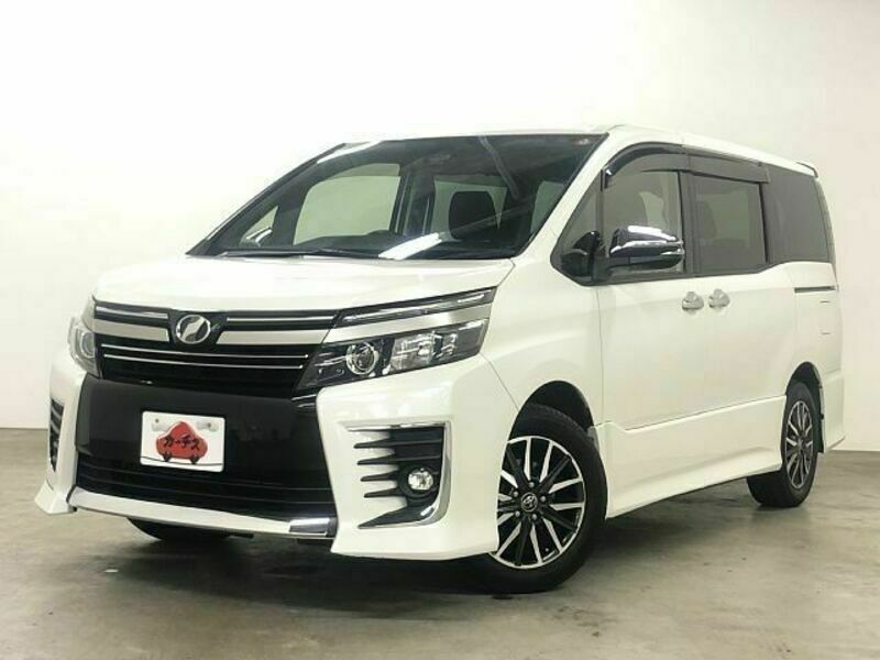 TOYOTA　VOXY