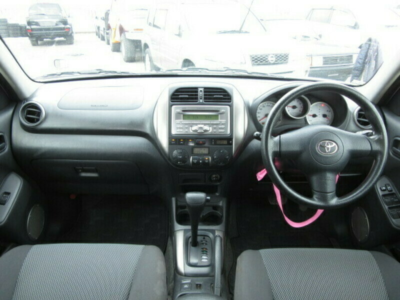RAV4