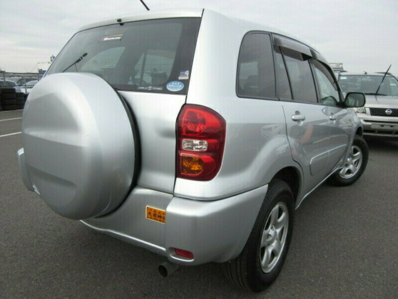 RAV4