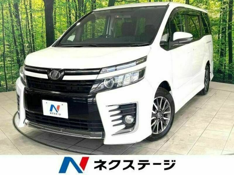 TOYOTA　VOXY