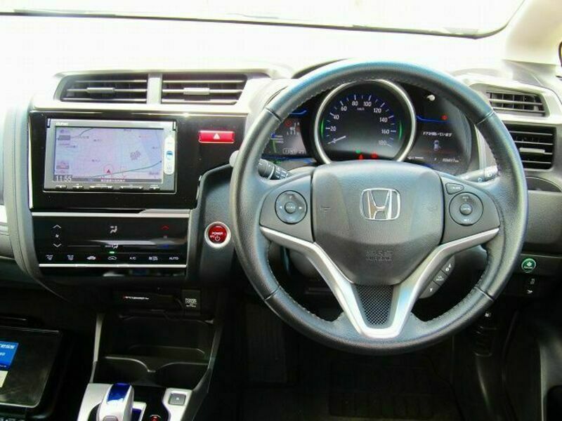 FIT HYBRID-1