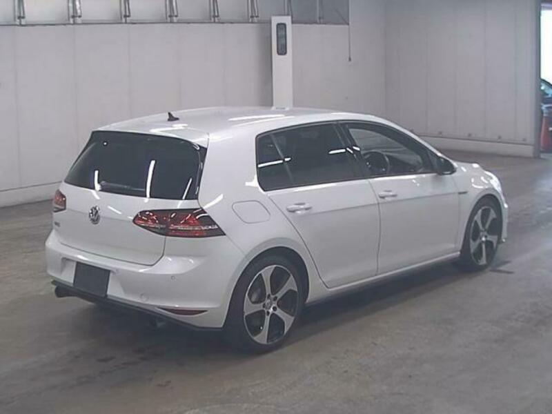 GOLF GTI-3