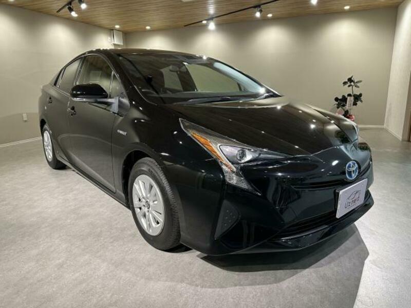 PRIUS-11