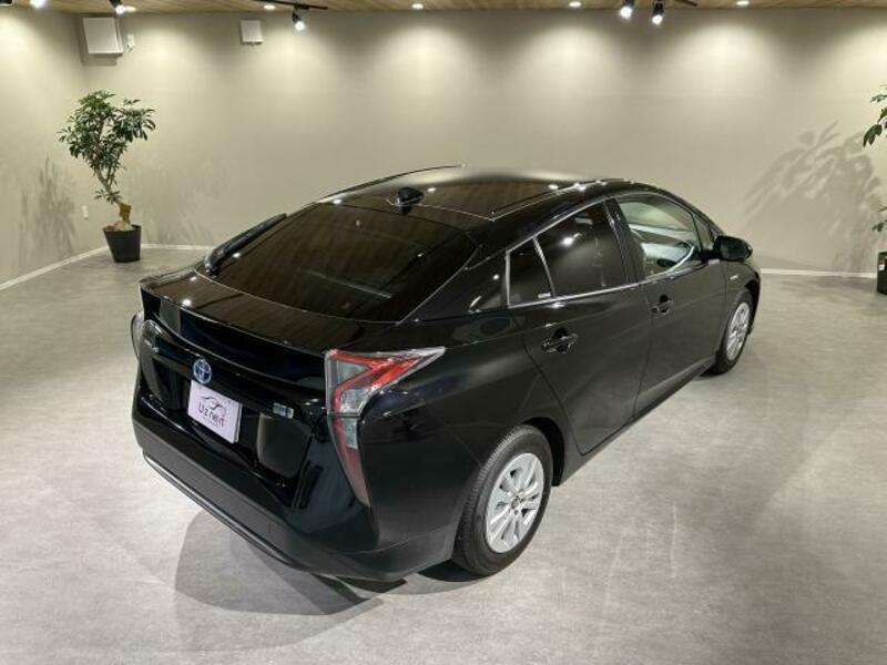 PRIUS-13