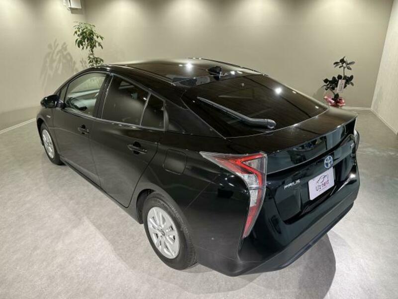 PRIUS-14