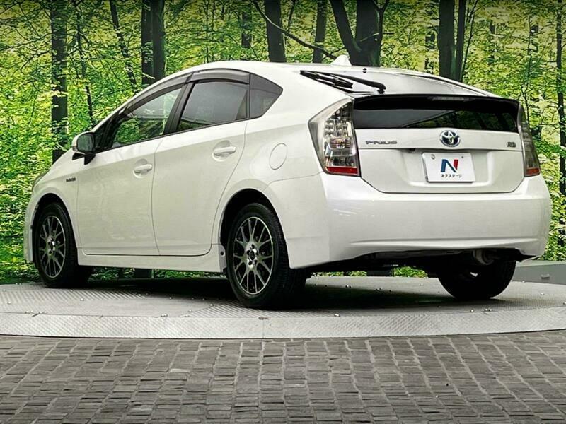 PRIUS-19