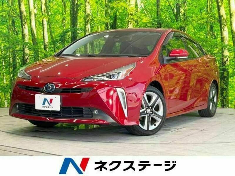 TOYOTA　PRIUS