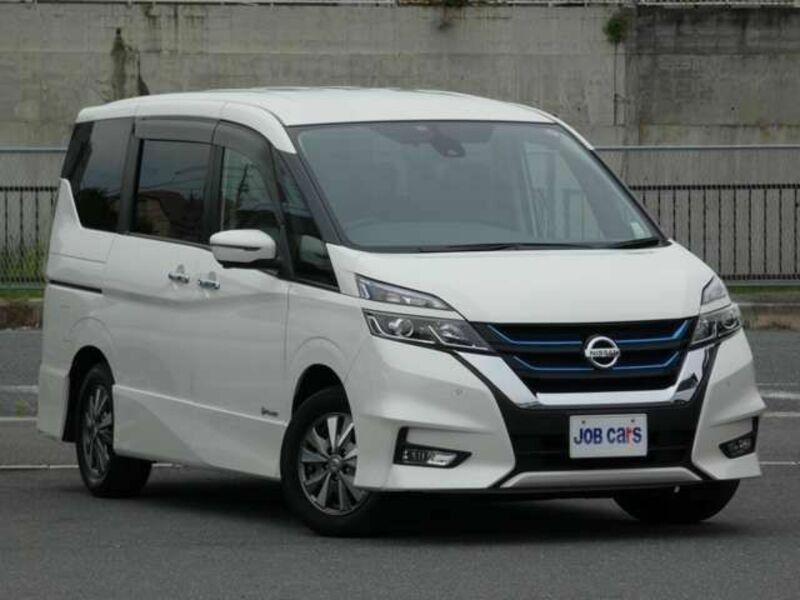 NISSAN　SERENA