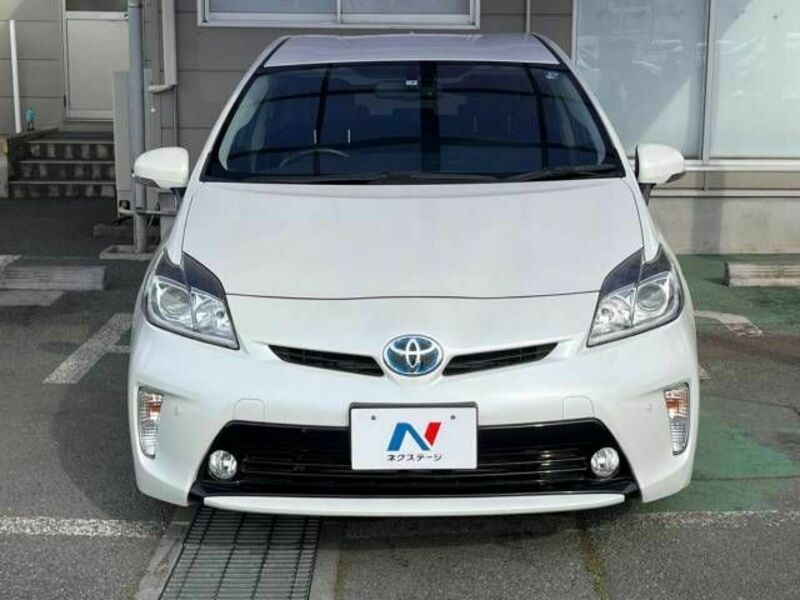 PRIUS-11