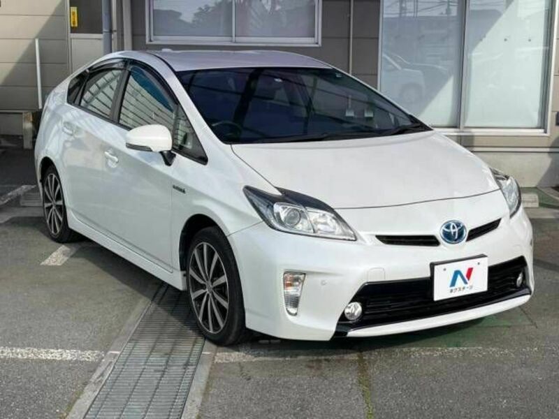 PRIUS-13