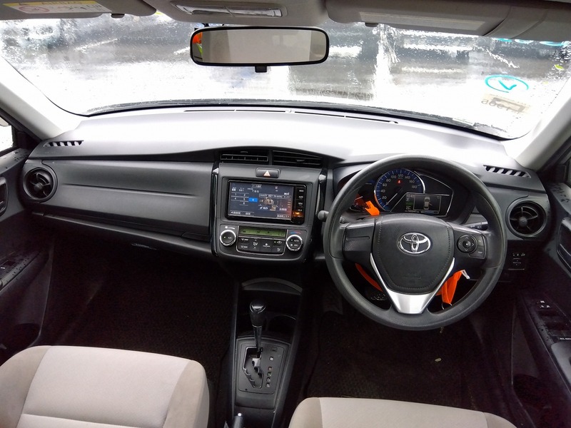 COROLLA AXIO-4