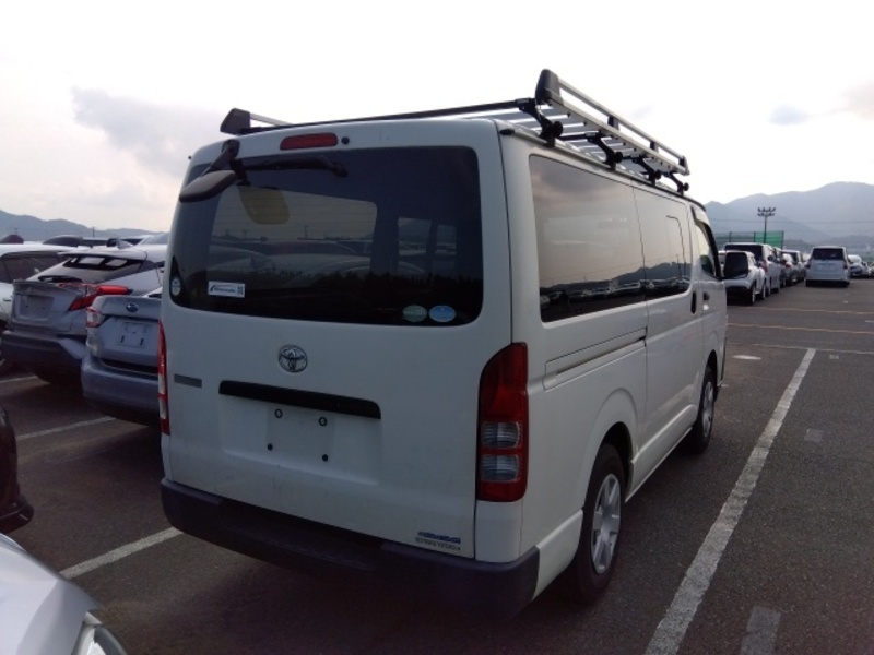 HIACE VAN-4