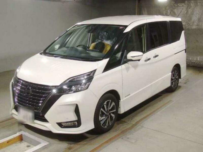 NISSAN　SERENA