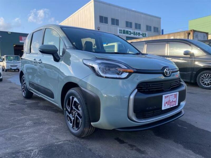 TOYOTA　SIENTA