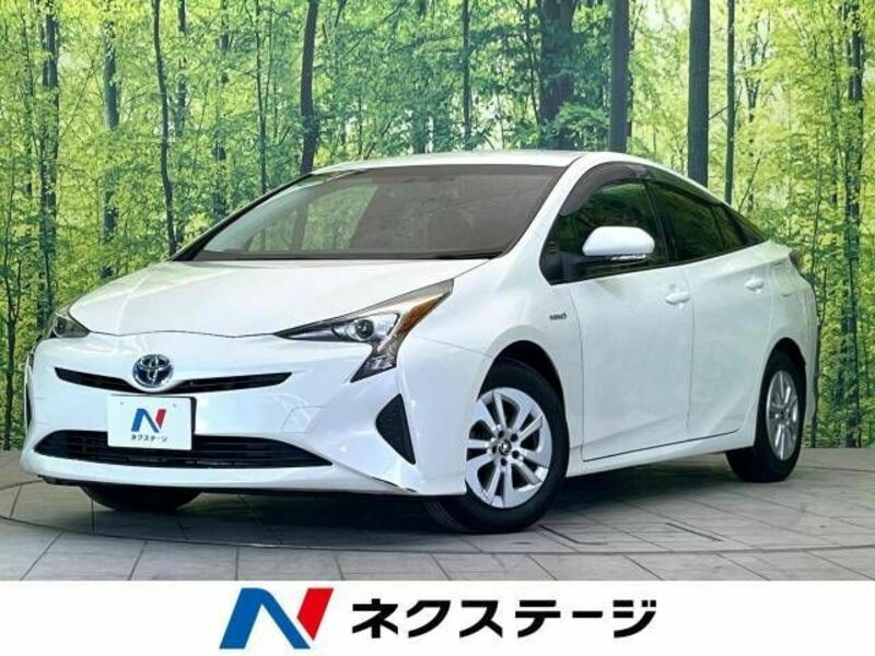 TOYOTA　PRIUS