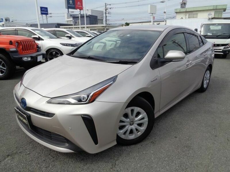 TOYOTA　PRIUS