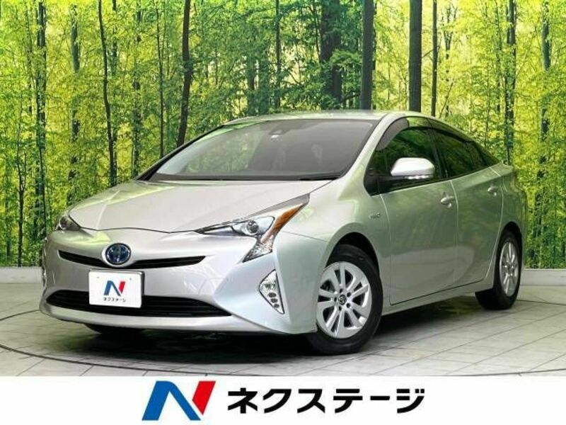 TOYOTA　PRIUS