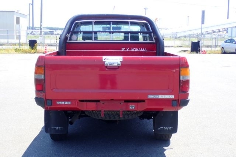 HILUX PICK UP-6