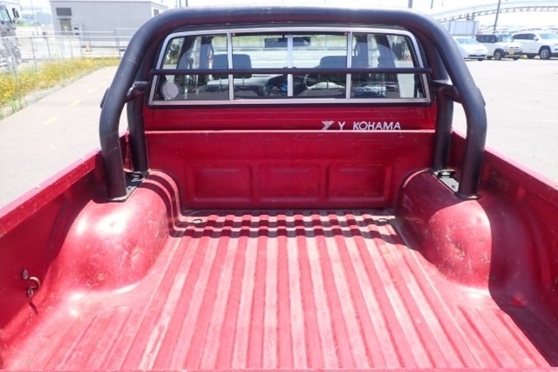 HILUX PICK UP-15