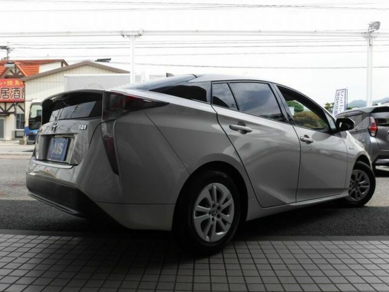 PRIUS-2