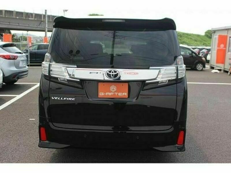 VELLFIRE-7