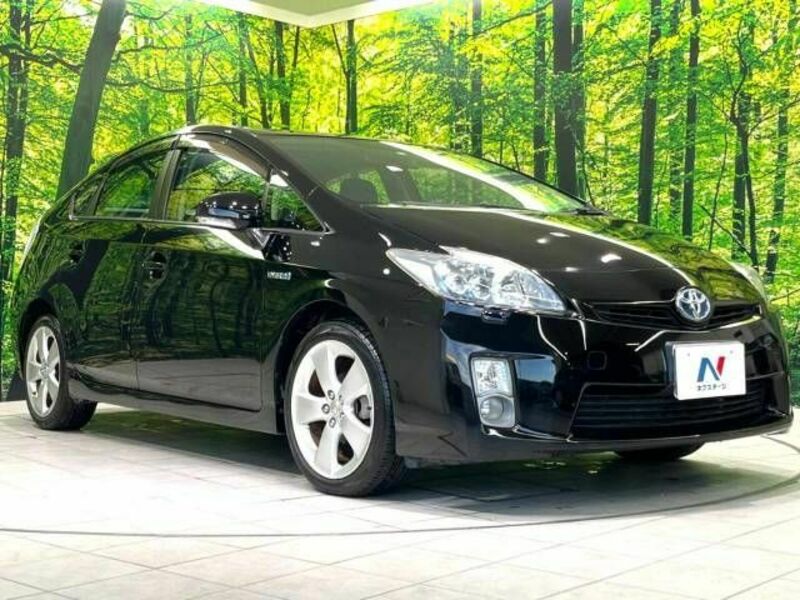 PRIUS-16