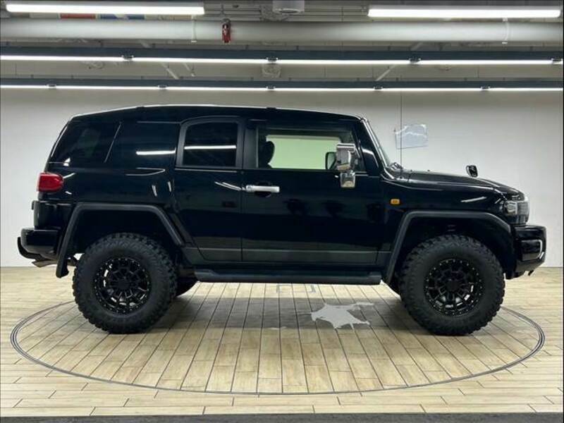 FJ CRUISER-17