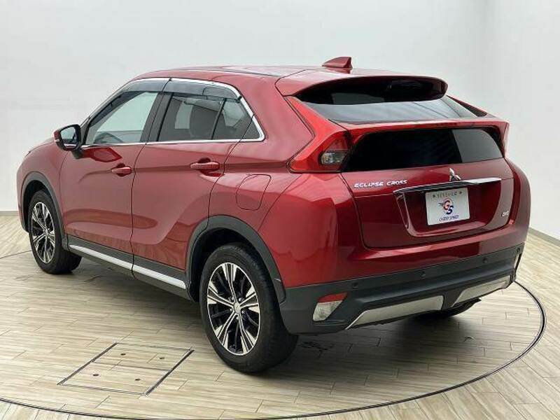 ECLIPSE CROSS-16