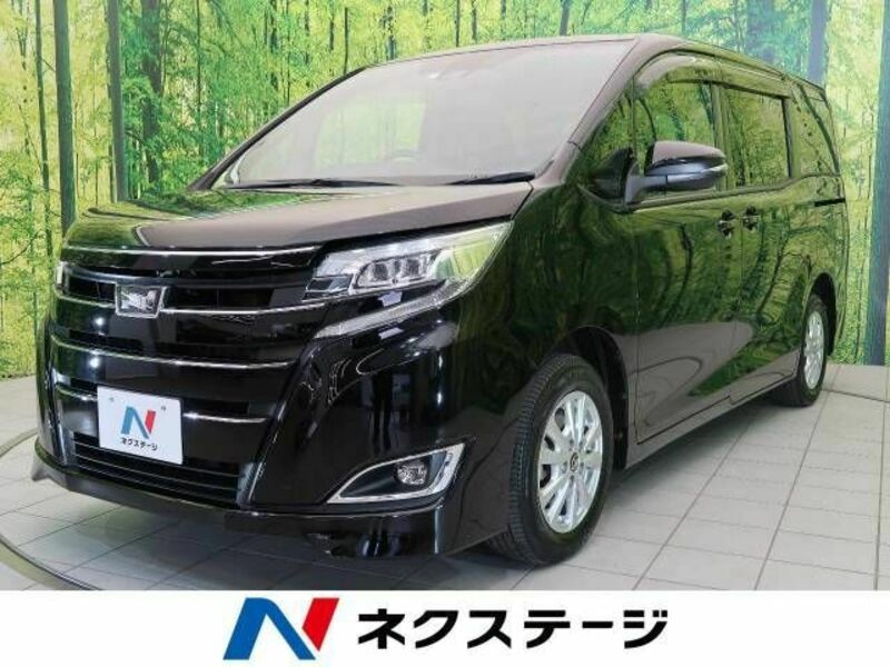 TOYOTA　NOAH